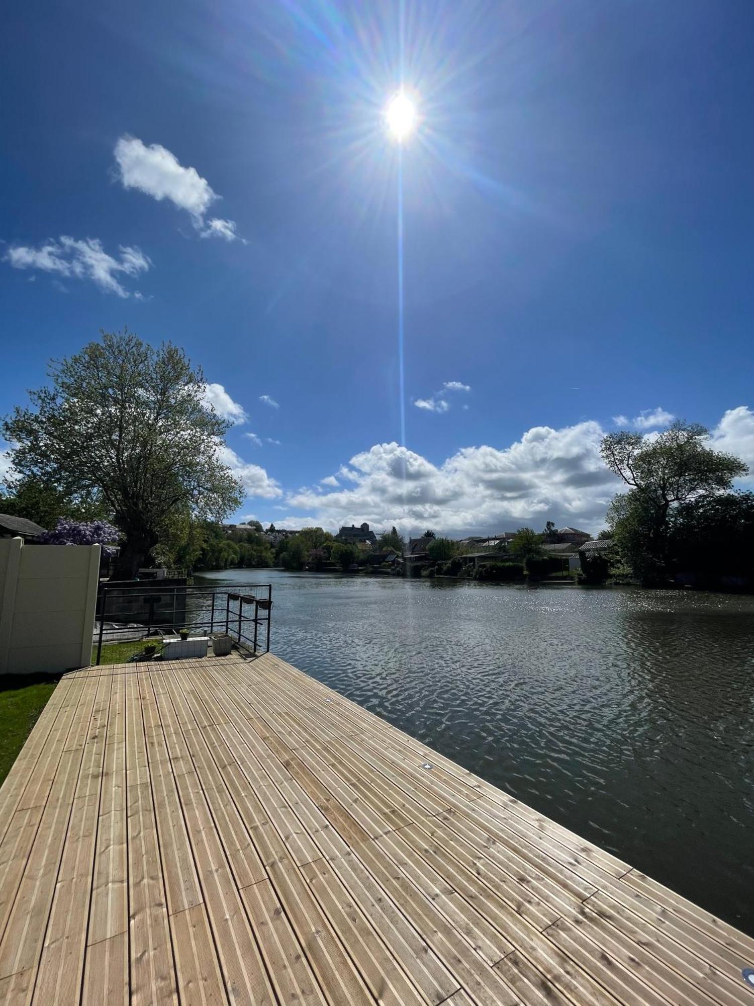 Le Beau Studio Du Bord De L'Eau Le Mans Exteriör bild